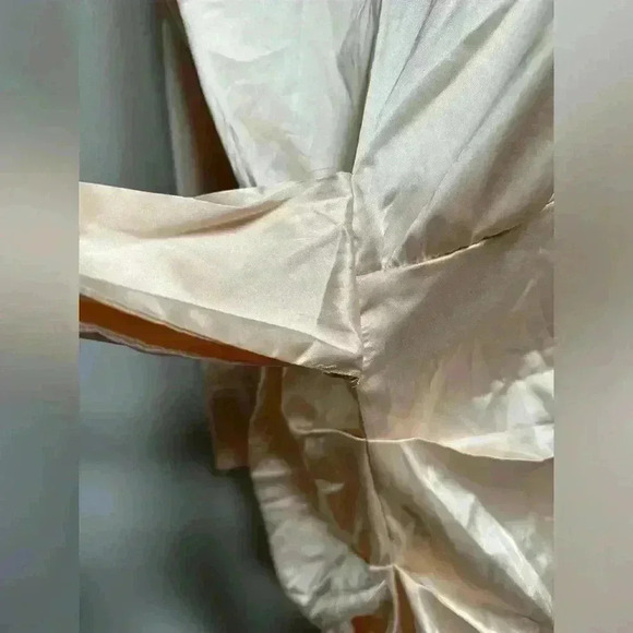 NWT | PrettyLittleThing Champagne Satin Ruched Shirt Dress | Women’s Size US 6 - Picture 11 of 14